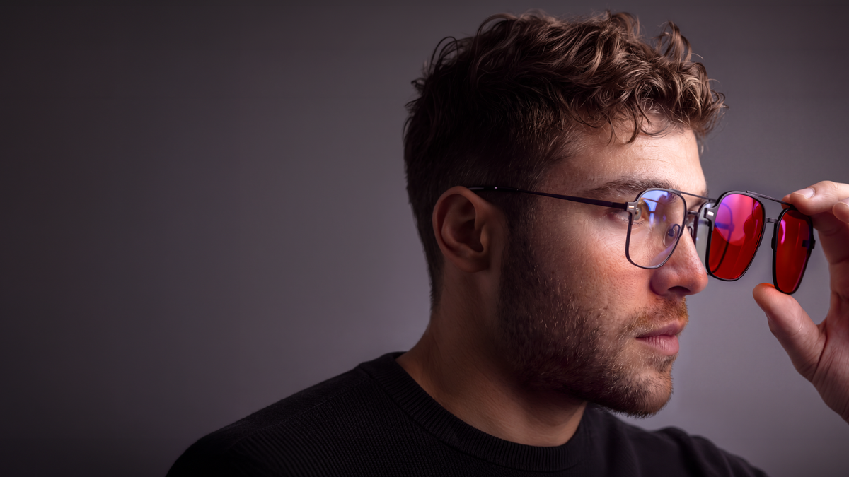 Una montura. Seis lentes.